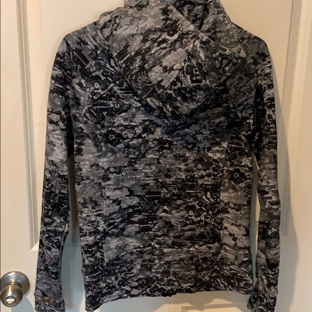 Lululemon lace scuba hoodie - Picture 4 of 4
